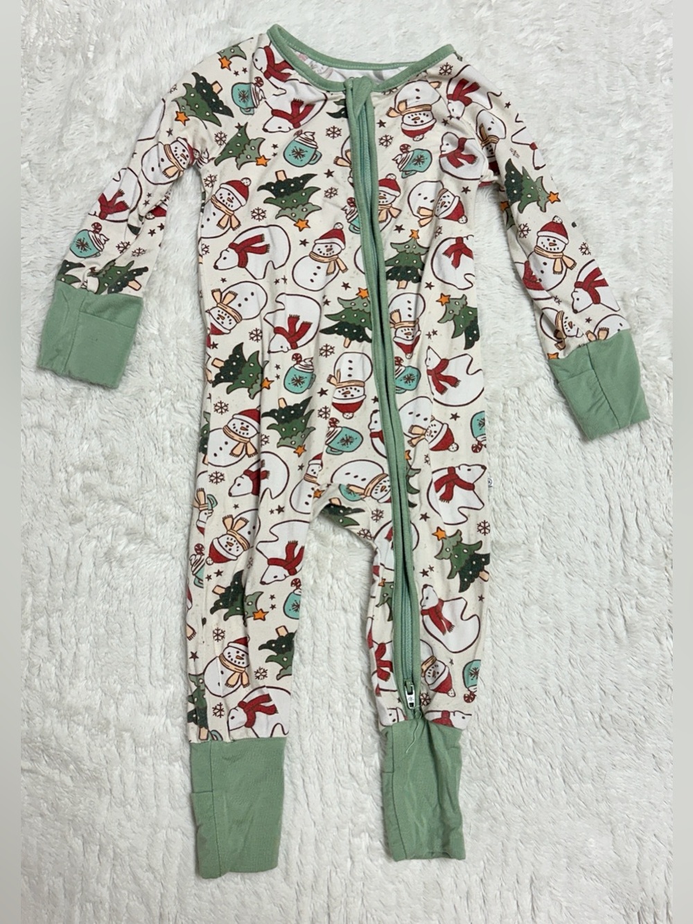Kids Snowman Print One-Piece Pajamas in Cream and Green